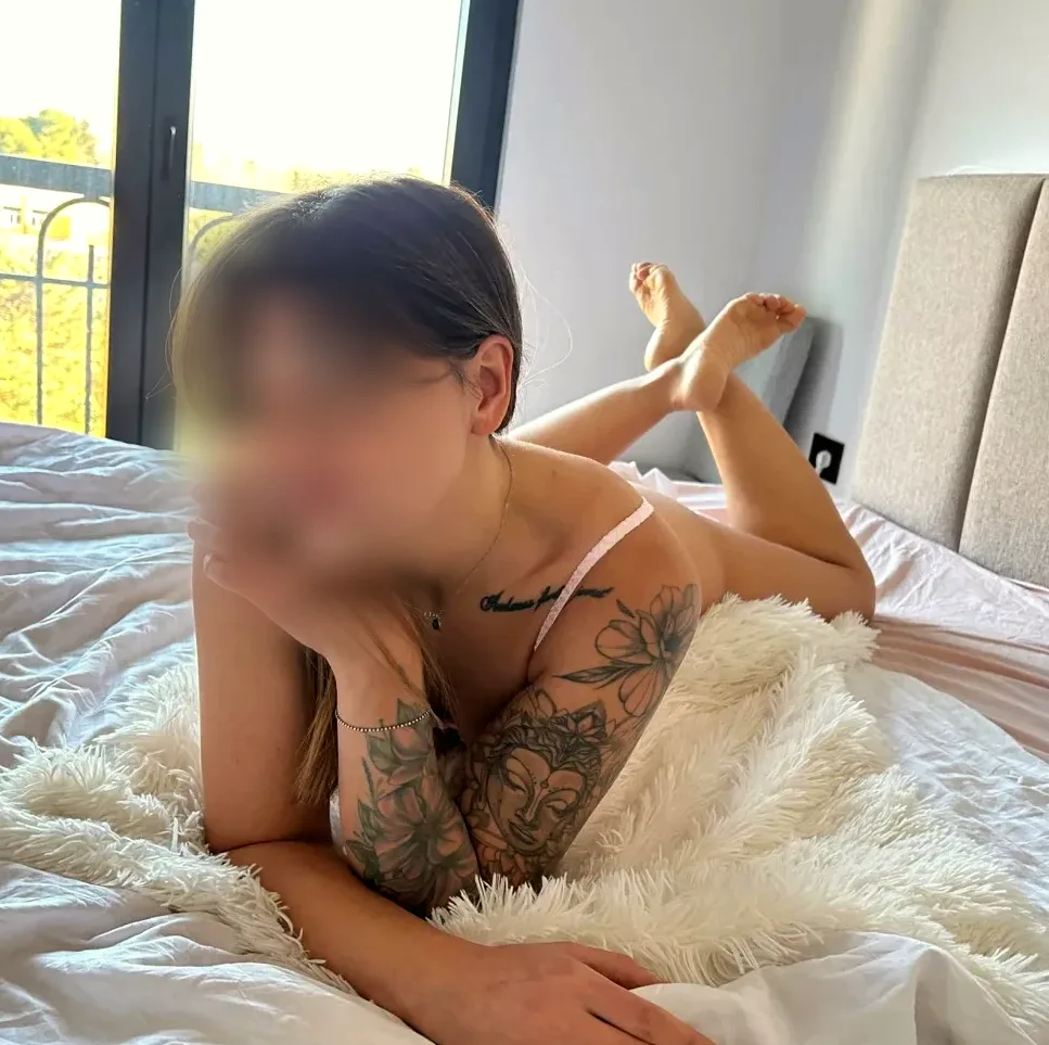 Bethany, 34