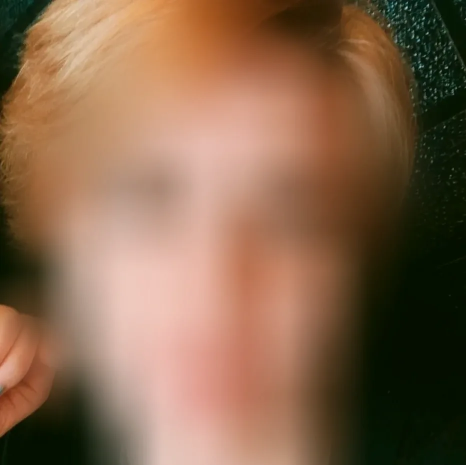 Kelly, 26