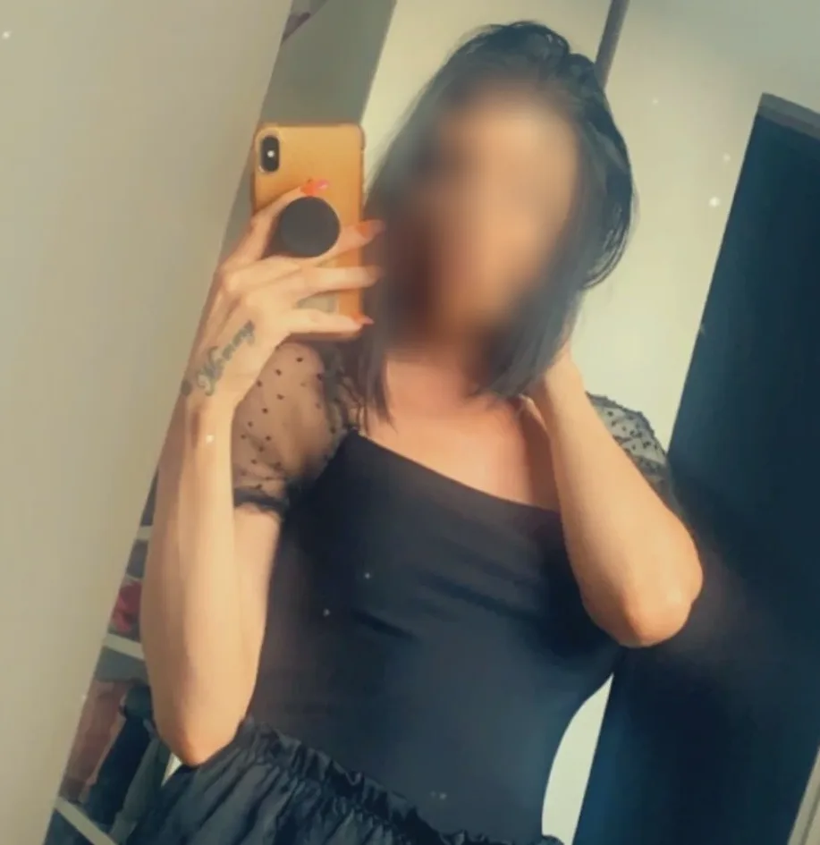 Lauren, 31