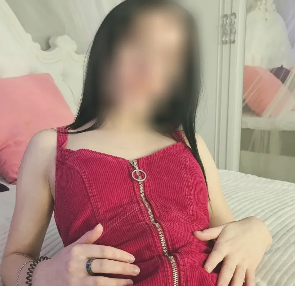 Michelle, 22